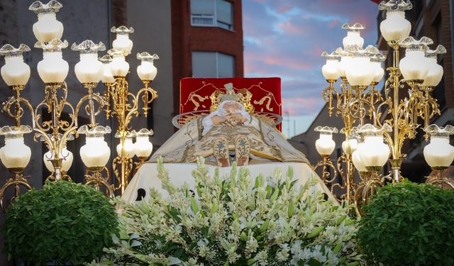 Torrent vive un fin de semana de tradición con la Mare de Déu d’Agost y Sant Roc