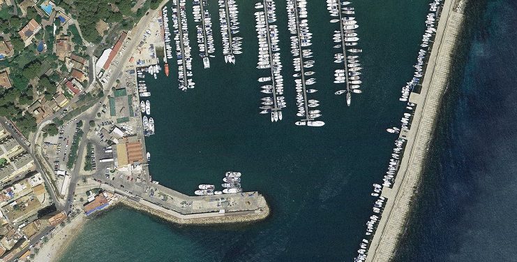Xàbia gana 123 plazas con el nuevo aparcamiento del puerto
