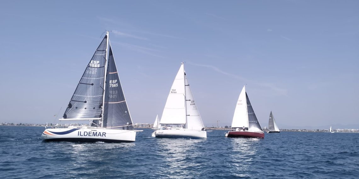 La vela marca el ritmo este agosto en Castellón con una agenda repleta de regatas estivales