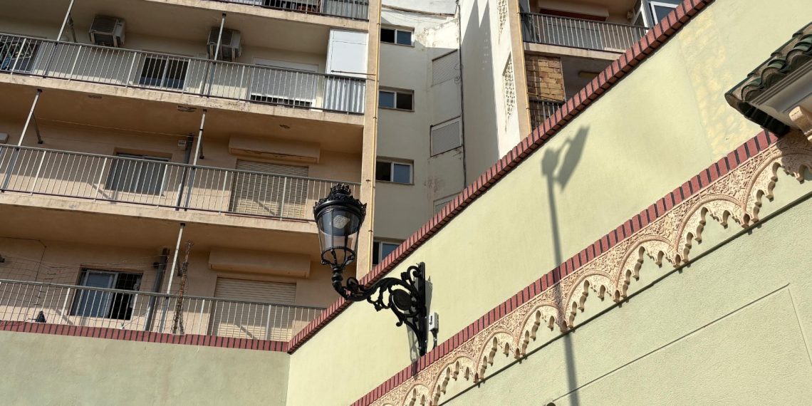 Acaba la renovación del alumbrado del Barrio de la Aguja