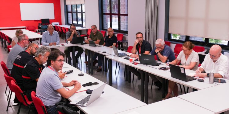 La Comunitat Valenciana moviliza un amplio dispositivo para apoyar en los incendios de Castilla y León