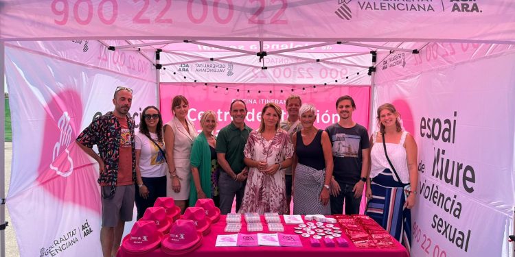 La oficina itinerante contra agresiones sexuales atendió casi 6.000 consultas en festivales de verano