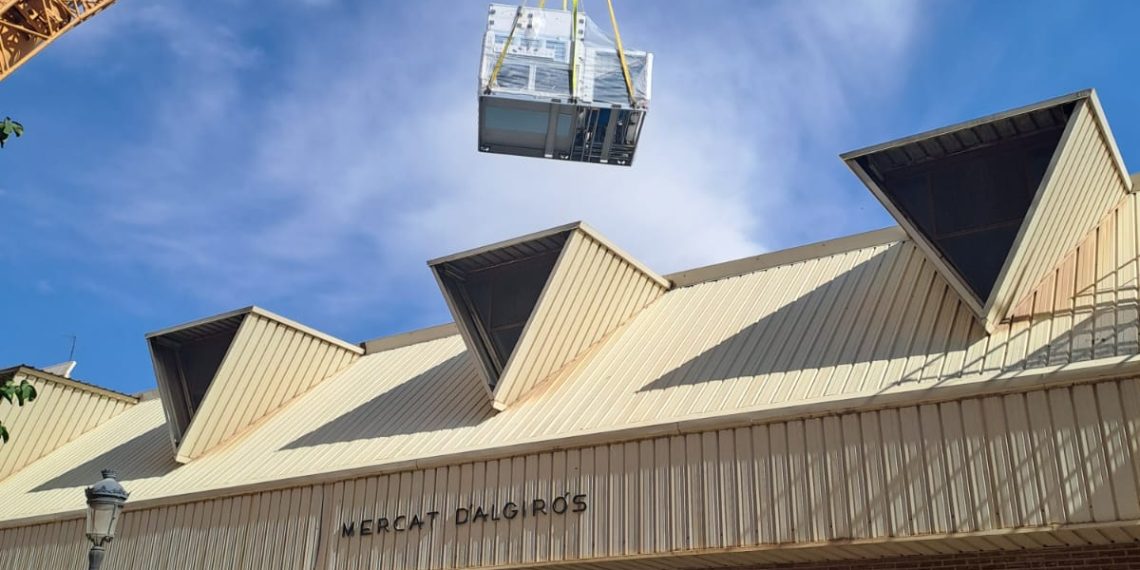 Llegan al Mercado de Algirós los aparatos de climatización que mejorarán la temperatura y la eficiencia energética del espacio