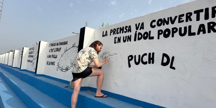 Sueca restaura los murales dedicados a Antonio Puchades en el centenario de su nacimiento