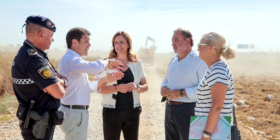 Valencia retira 111 toneladas de residuos generados por la dana en el nuevo cauce del Túria