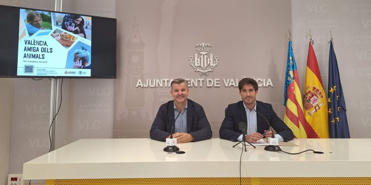 Valencia convierte el Día Mundial de los Animales en un mes de actividades