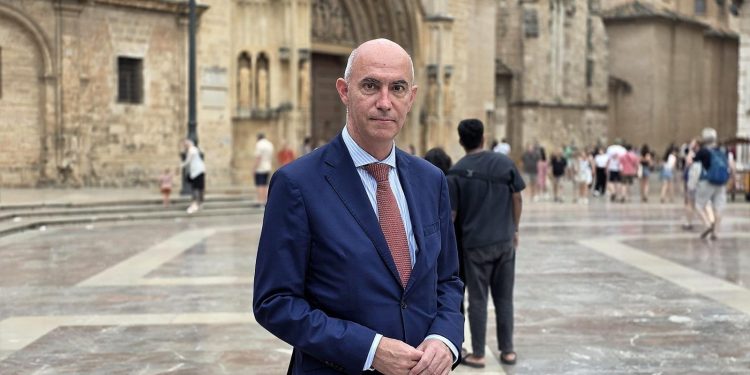 Valencia lanza las ayudas ‘Primeros Pasos 2025’ para autónomos con hijos