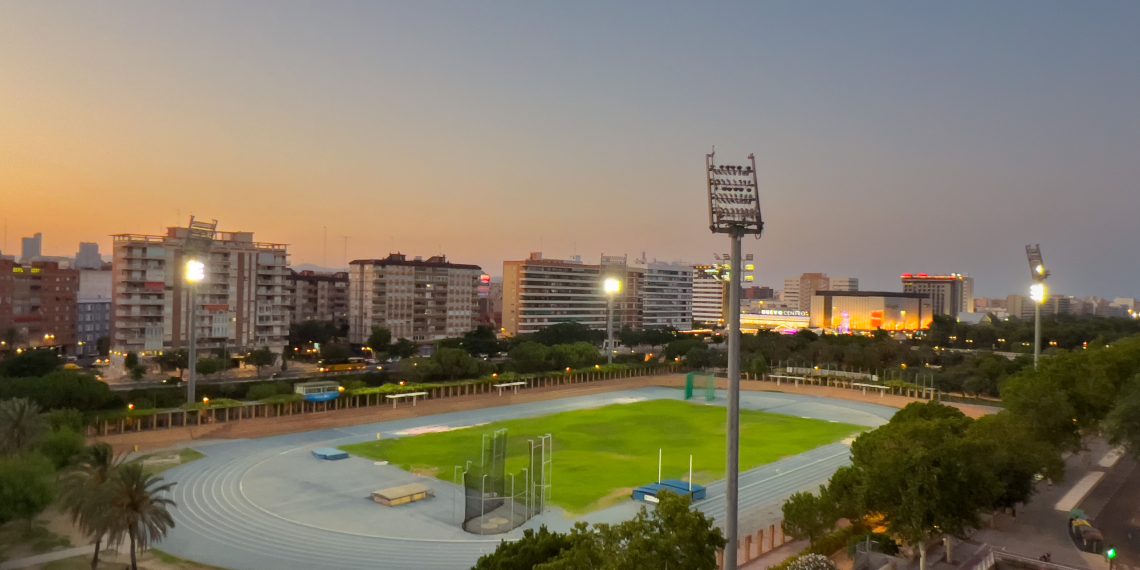Valencia invierte 1,3 millones de euros en la mejora de la eficiencia energética de tres polideportivos municipales