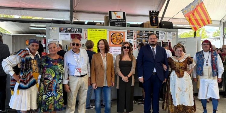 La Comunitat Valenciana refuerza su presencia en la Feria de Folclore y Gastronomía de Valladolid