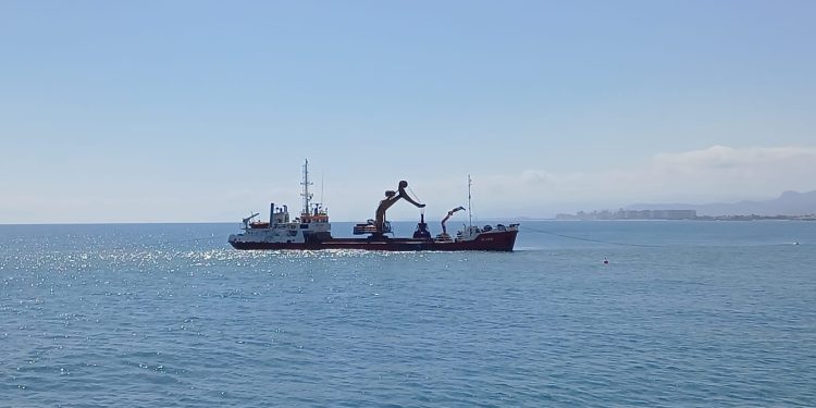 Cullera afronta el mayor dragado de su historia