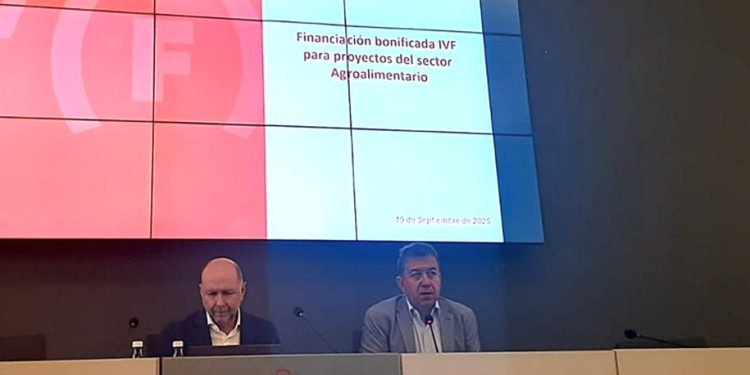 La Generalitat impulsa nuevas líneas de apoyo financiero para modernizar la industria agroalimentaria valenciana