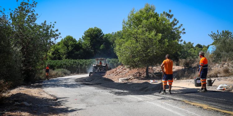Torrent amplía caminos rurales para mejorar la seguridad y responder a demandas vecinales