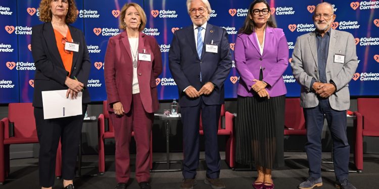 Empresarios catalanes y valencianos reclaman avances en el Corredor Mediterráneo