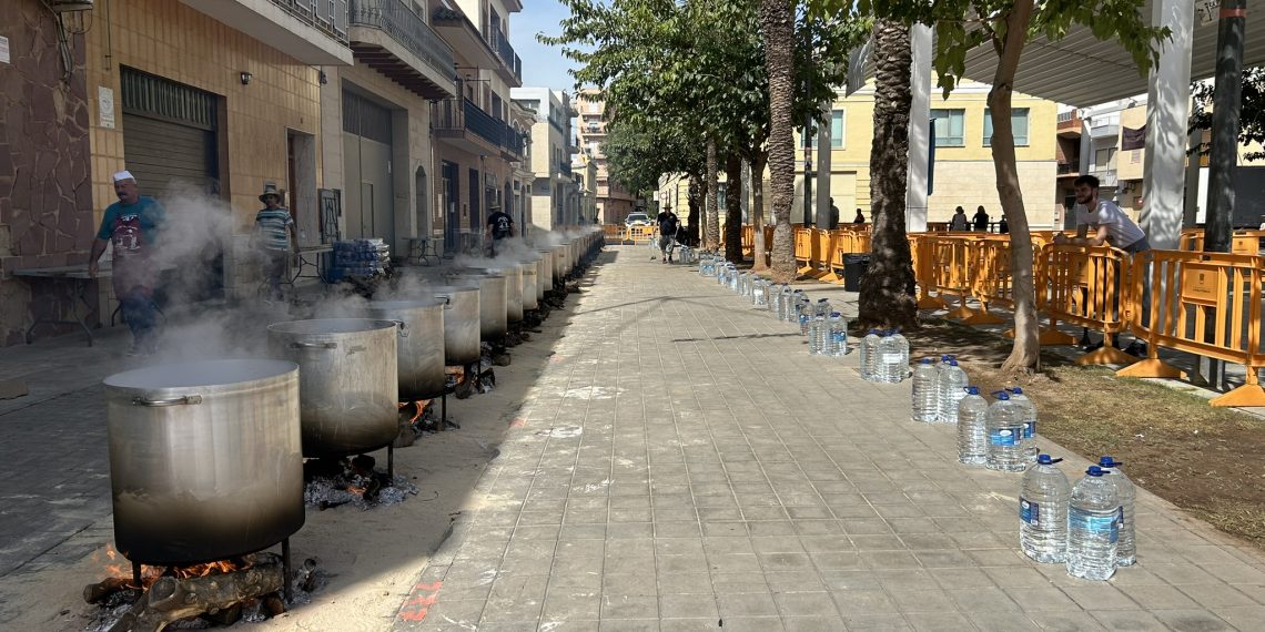La Pobla de Farnals celebra el tradicional Día de las Calderas con 7.000 raciones