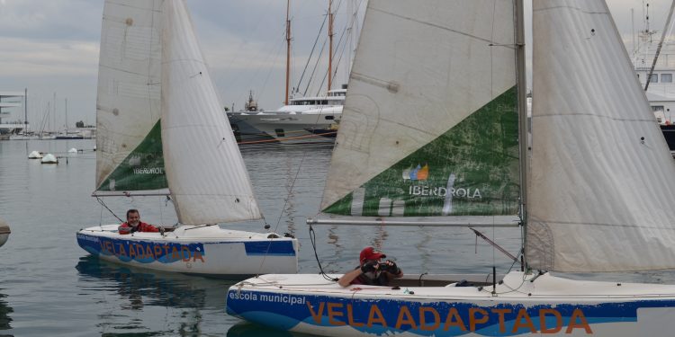 La Comunitat Valenciana impulsa un plan conjunto para consolidar la vela adaptada como referente inclusivo