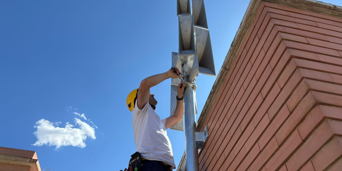 El Ayuntamiento instala en la pedanía de La Torre un sistema de alarma ante emergencias para prevenir a la ciudadanía