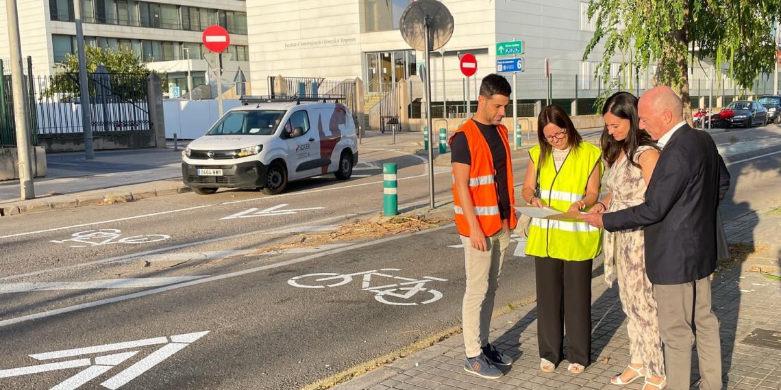 La calle Agustí Alaman i Rodrigo, en el entorno de la Universidad Politécnica, se convierte en ciclocalle