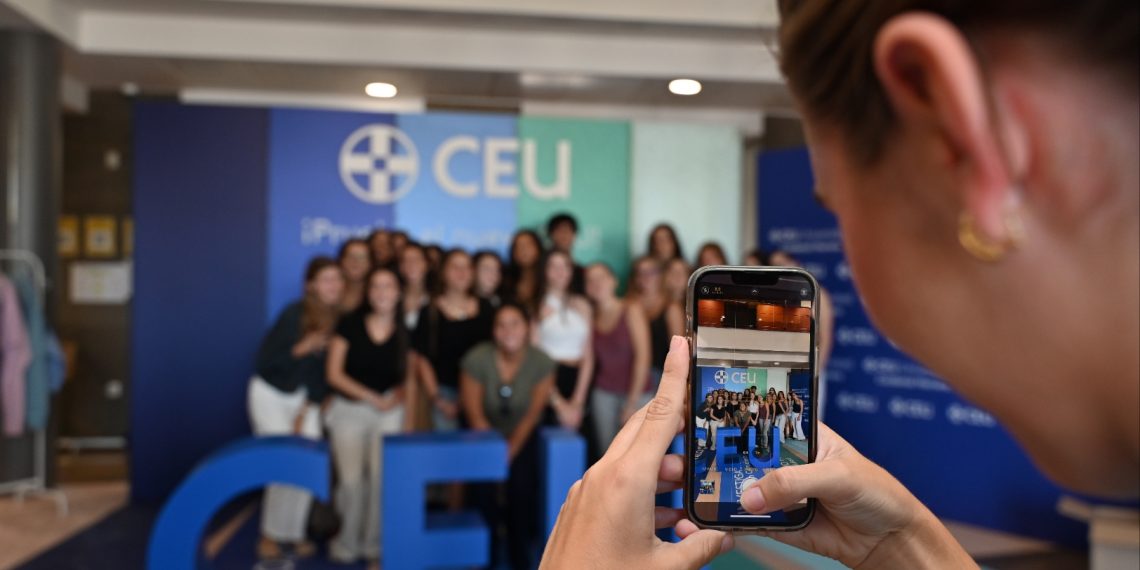 El CEU renueva su identidad de marca para proyectar al futuro su legado educativo de casi un siglo
