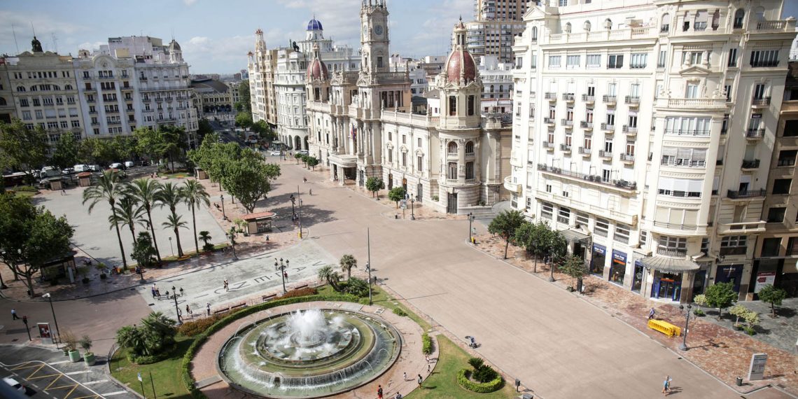 El Ayuntamiento y la Universitat de Valencia refuerzan la prevención de adicciones en jóvenes