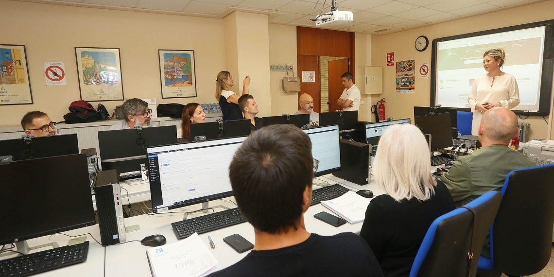 La Diputación de Alicante forma a doce municipios en transparencia y buen gobierno