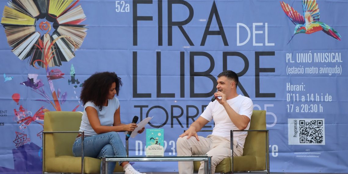 Magia, hechizos, varitas, mandrágoras y libros monstruosos llegan a la Plaza de la Unión Musical, que abre sus puertas al Colegio Hogwarts