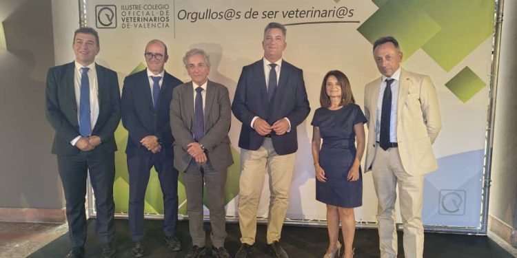 El nuevo Convenio RIVIA incorpora datos sanitarios al registro de mascotas y refuerza la protección animal en la Comunitat Valenciana