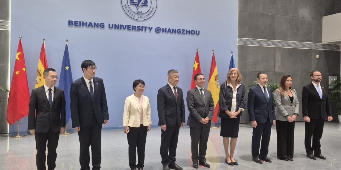 Apertura del primer centro universitario de la UPV en China