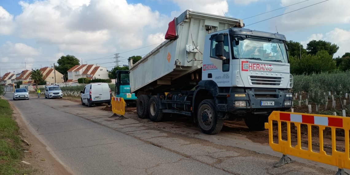 La Generalitat inicia las obras de reparación del Camí de Santa Ana y la CV-4126 tras las riadas