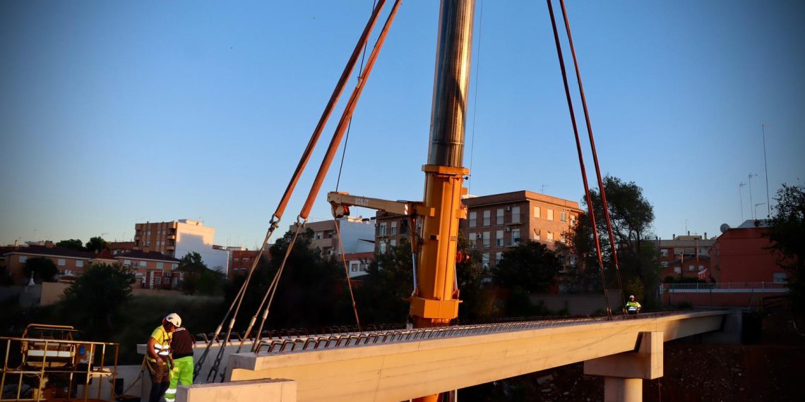 La Generalitat avanza en la reconstrucción de la pasarela de Mas del Jutge en Torrent