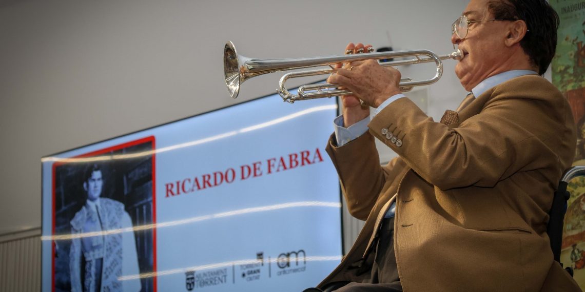 Torrent rinde homenaje a Ricardo de Fabra con una emotiva exposición sobre su legado taurino