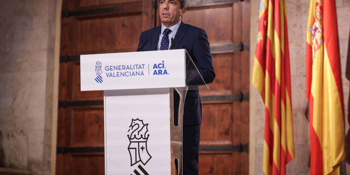 El president de la Generalitat llama a la unidad y la prudencia en un 9 d’Octubre marcado por la lluvia y el recuerdo de las riadas