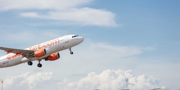 Marián Cano exige de nuevo la “ampliación urgente de los aeropuertos valencianos” ante el récord de llegadas de pasajeros