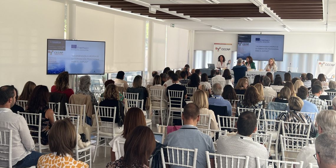 La formación para personas trabajadoras: indispensable en un mercado laboral cambiante