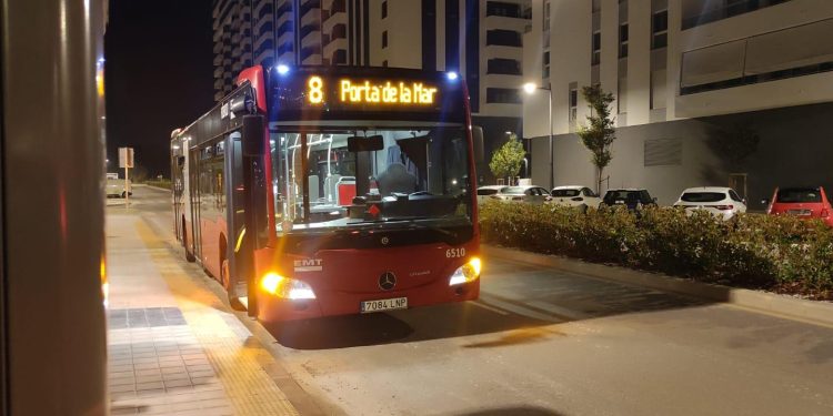 La EMT amplía la línea 8 hasta Turianova y atiende una demanda histórica del barrio