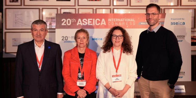 Rafa López, presidente de ASEICA, durante la inauguración del 20º Congreso Internacional de ASEICA en Bilbao. Foto: ASEICA