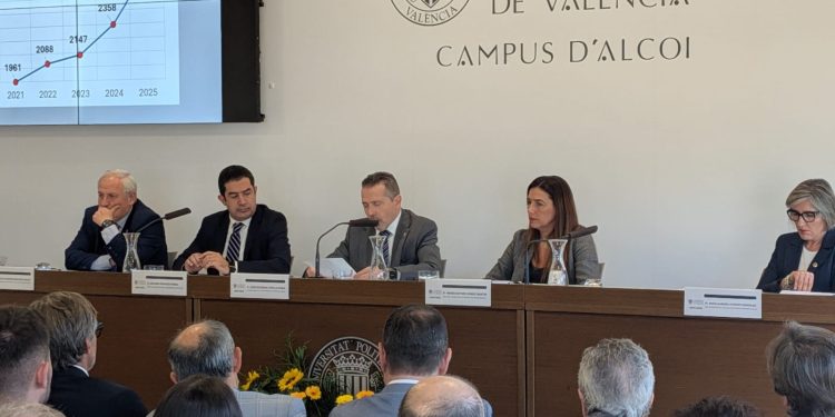 Universidades destinará 250.000 euros en 2026 para equipamientos de la Ciudad Politécnica de la Innovación del Campus d’Alcoi de la UPV