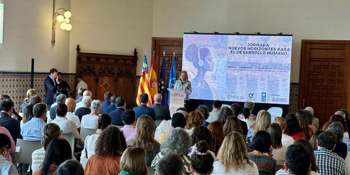Susana Camarero destaca el compromiso del Consell con la cooperación, la dignidad humana y el multilateralismo