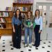 La alcaldesa de Museros, Cristina Civera, y la concejal de Cultura, Laura Brisa, durante la entrega de premios de la Semana de la Biblioteca.