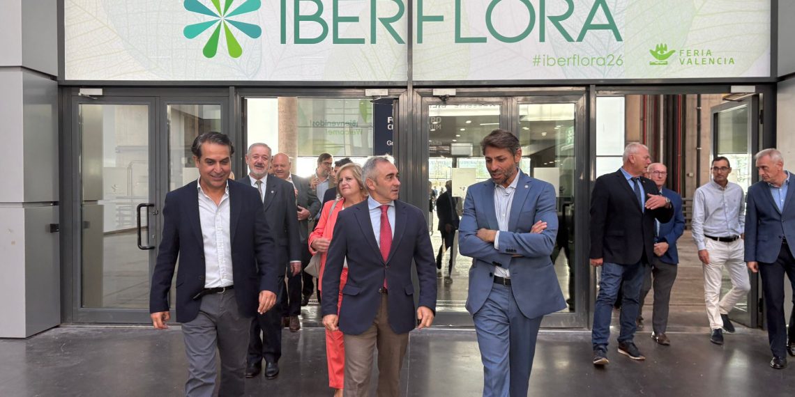 Barrachina inaugura la 54ª edición de Iberflora y destaca la fortaleza internacional del sector ornamental valenciano
