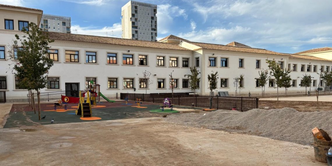 La Junta de Gobierno aprueba conceder más de 45.000 euros a asociaciones de madres y padres de colegios afectados por la dana