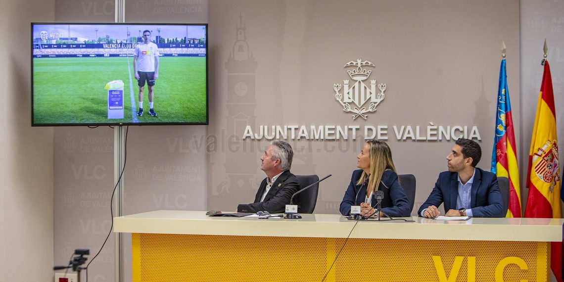 Valencia impulsa el proyecto “Tapones por el deporte” para transformar residuos plásticos en material deportivo municipal