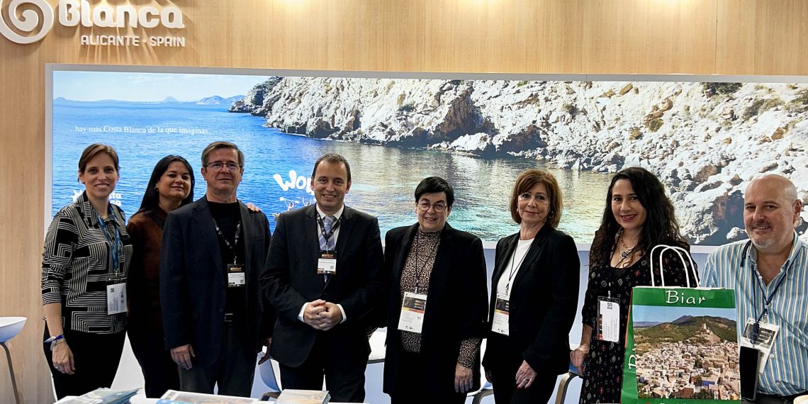 Costa Blanca difunde las propuestas de interior de la provincia en la Feria INTUR de Valladolid