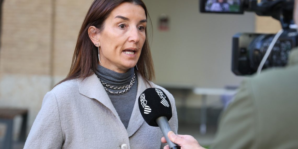 Jóvenes valencianos acceden a su primera vivienda gracias al programa de avales del IVF