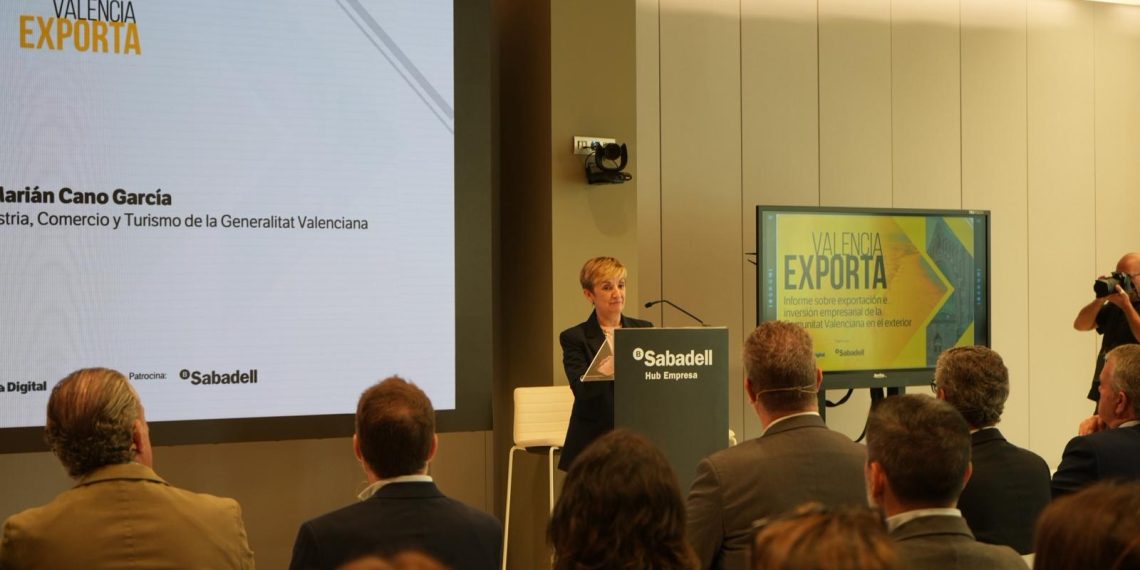 Marián Cano señala que “las empresas que exportan de forma regular son un 34 % más productivas que las que operan solo en el mercado interno”