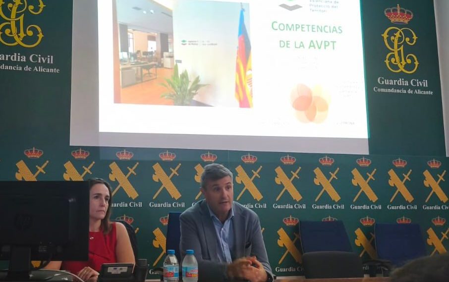 Medio Ambiente refuerza la coordinación con la Guardia Civil en la protección del territorio de la provincia de Alicante