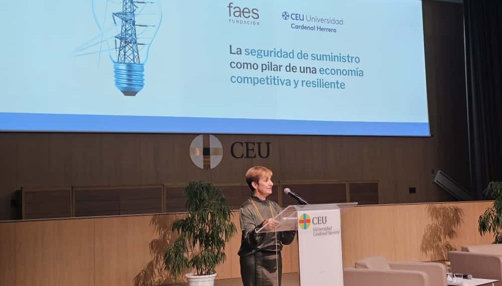 Cano subraya que la seguridad de suministro energético es esencial para una «economía competitiva, sostenible y resiliente»