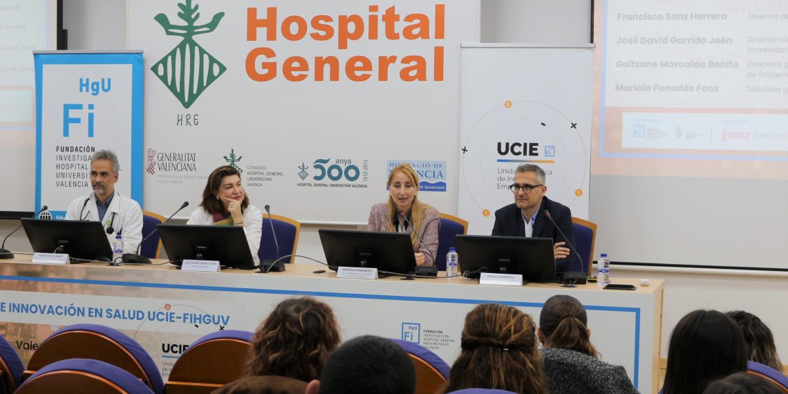 La II Jornada UCIE-FIHGUV impulsa la innovación sanitaria desde la colaboración