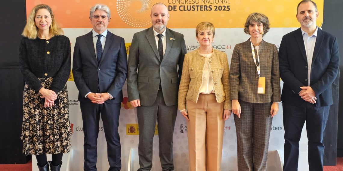 La Generalitat impulsa una nueva política de clústeres para reforzar la competitividad industrial valenciana