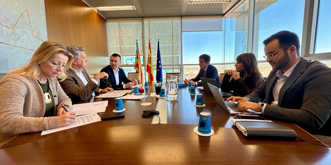 La Generalitat impulsa nuevos grupos de trabajo con Diputación y FVMP para acelerar el Plan Endavant