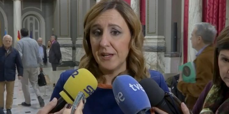 María José Catalá: «Hay muchos interesados en hablar mucho de Franco y poco de las necesidades de nuestro país hoy».